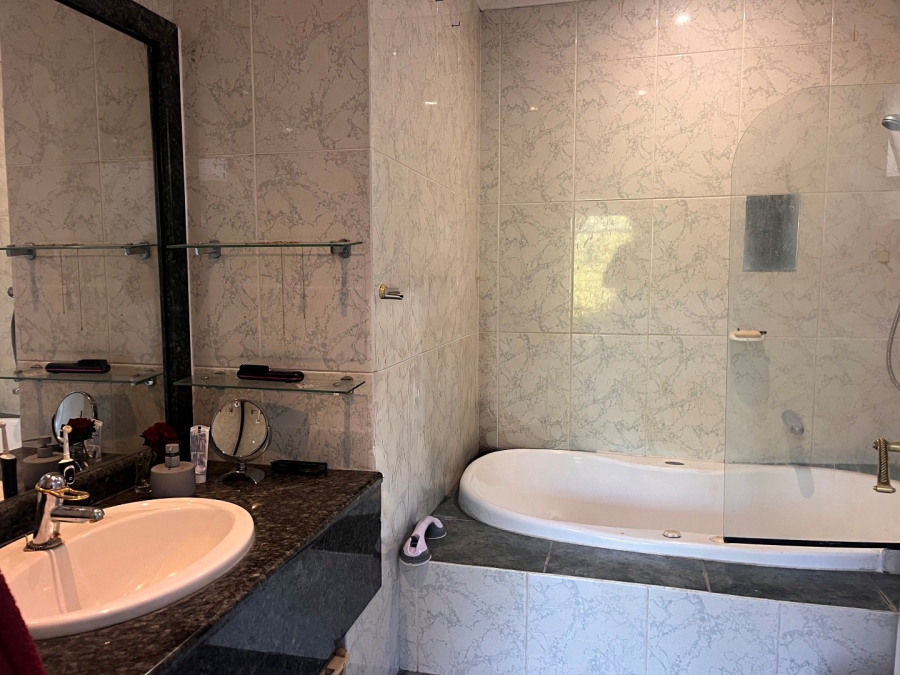 3 Bedroom Property for Sale in Glenhazel Gauteng