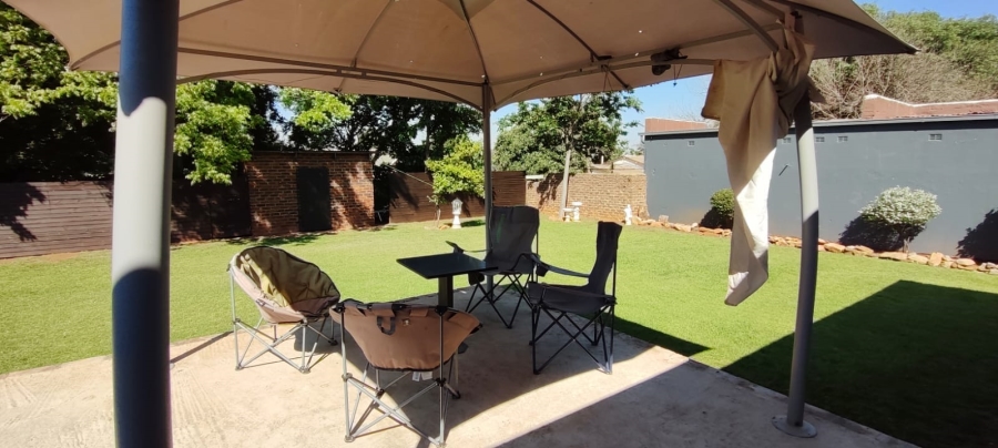 2 Bedroom Property for Sale in Monument Gauteng