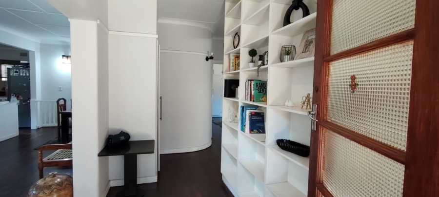 2 Bedroom Property for Sale in Monument Gauteng