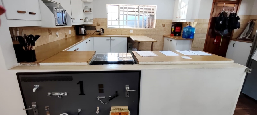 2 Bedroom Property for Sale in Monument Gauteng