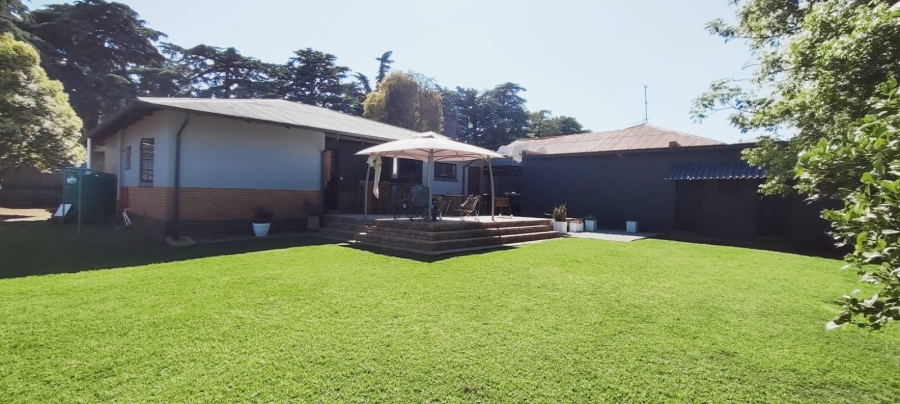 2 Bedroom Property for Sale in Monument Gauteng