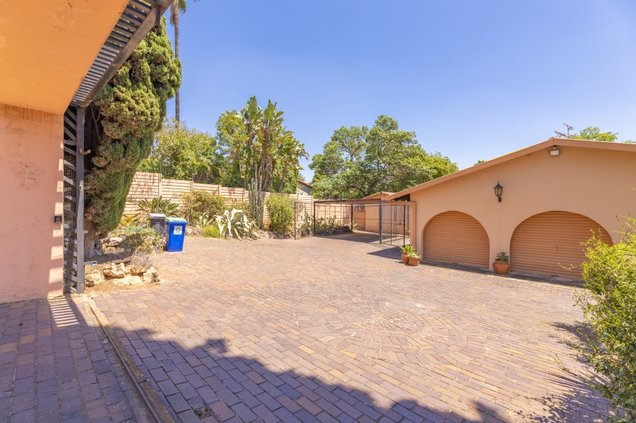 4 Bedroom Property for Sale in Bryanston Gauteng