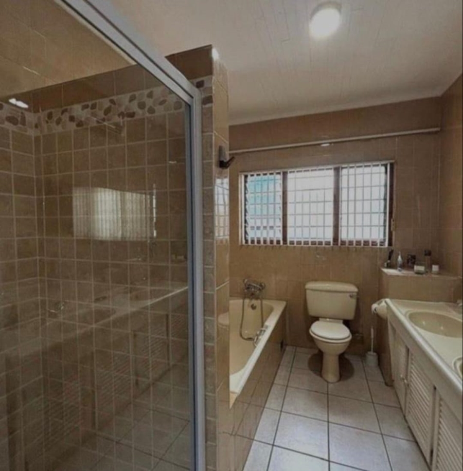 5 Bedroom Property for Sale in Eastwood Gauteng
