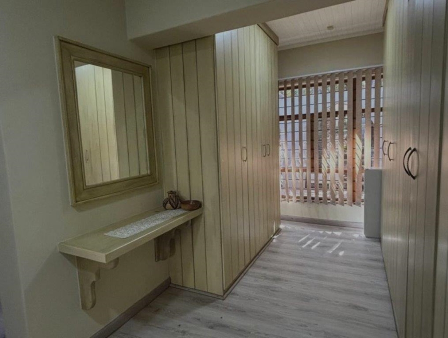 5 Bedroom Property for Sale in Eastwood Gauteng