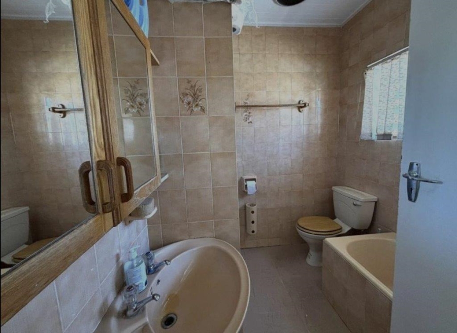 5 Bedroom Property for Sale in Eastwood Gauteng