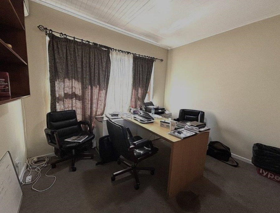 5 Bedroom Property for Sale in Eastwood Gauteng