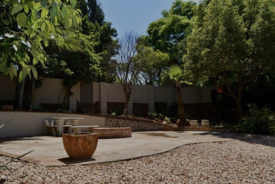 5 Bedroom Property for Sale in Eastwood Gauteng