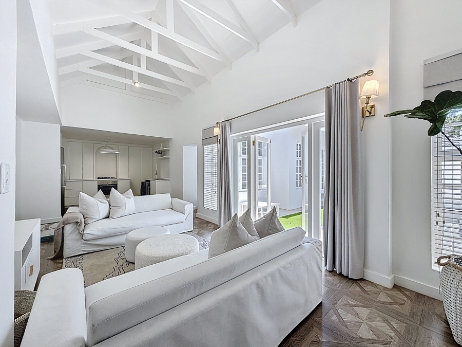 To Let 2 Bedroom Property for Rent in Silver Lakes Golf Estate Gauteng