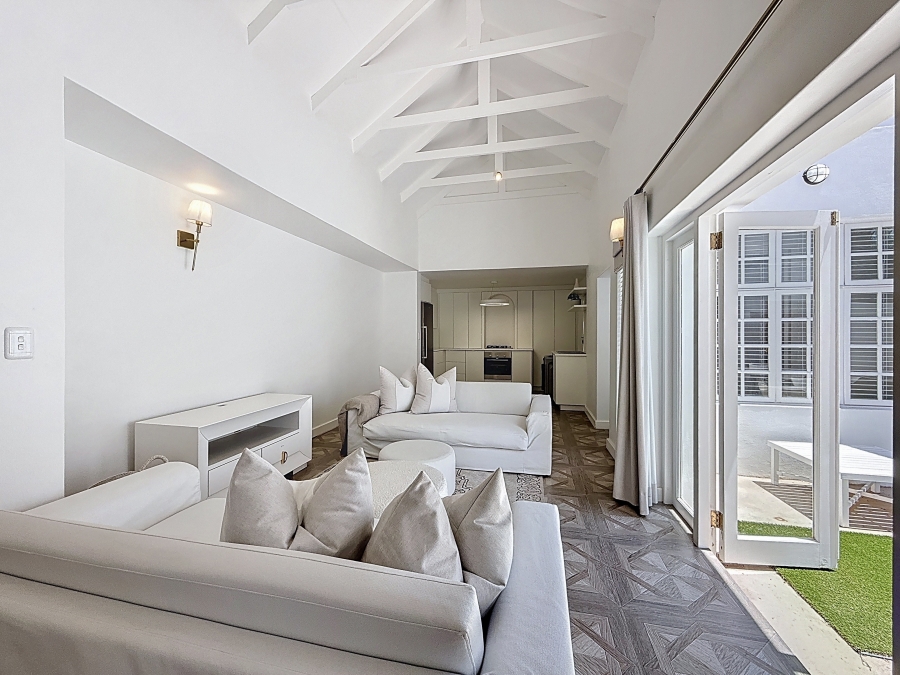 To Let 2 Bedroom Property for Rent in Silver Lakes Golf Estate Gauteng