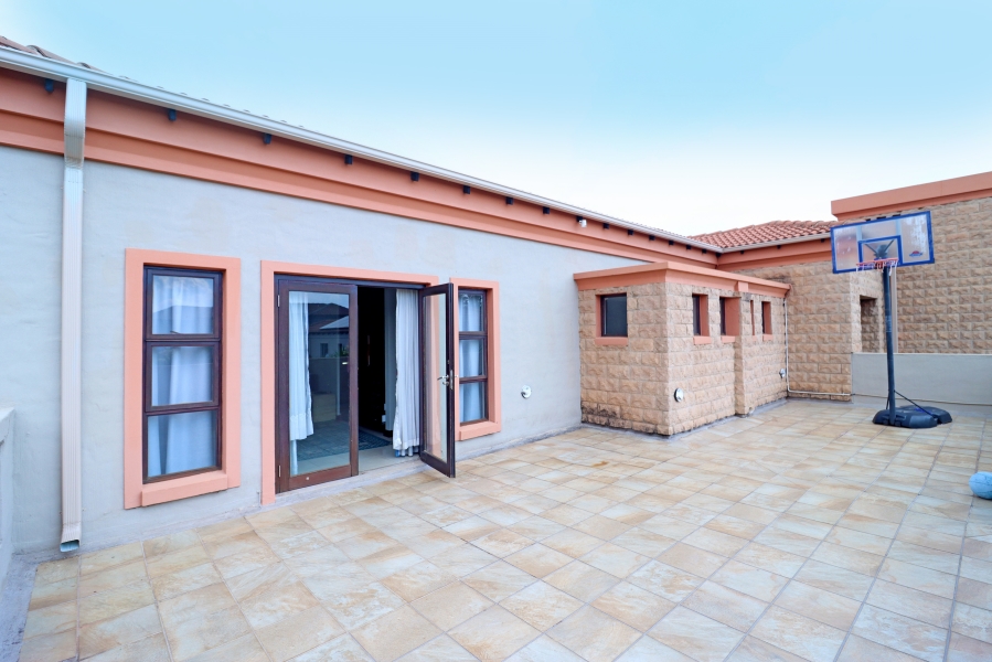 4 Bedroom Property for Sale in Blue Valley Golf Estate Gauteng
