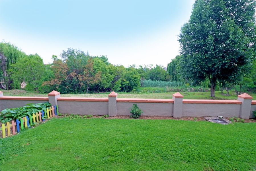 4 Bedroom Property for Sale in Blue Valley Golf Estate Gauteng