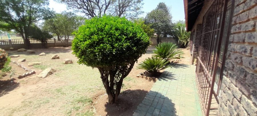 4 Bedroom Property for Sale in Riversdale Gauteng