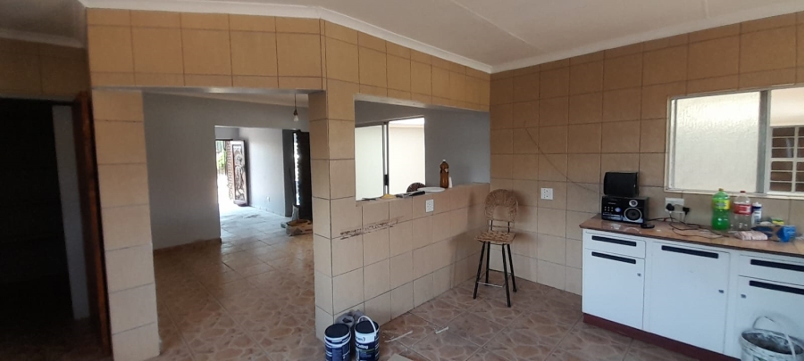 4 Bedroom Property for Sale in Riversdale Gauteng