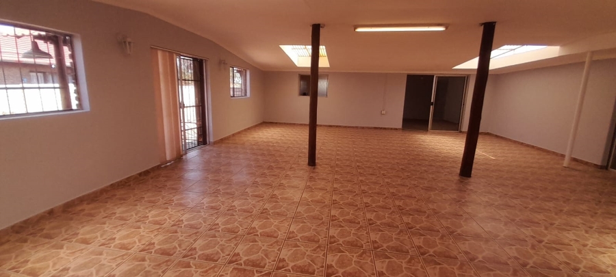 4 Bedroom Property for Sale in Riversdale Gauteng