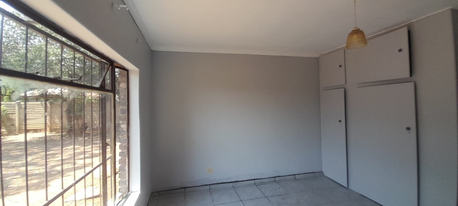4 Bedroom Property for Sale in Riversdale Gauteng