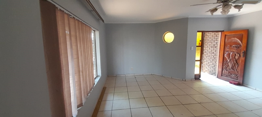 4 Bedroom Property for Sale in Riversdale Gauteng