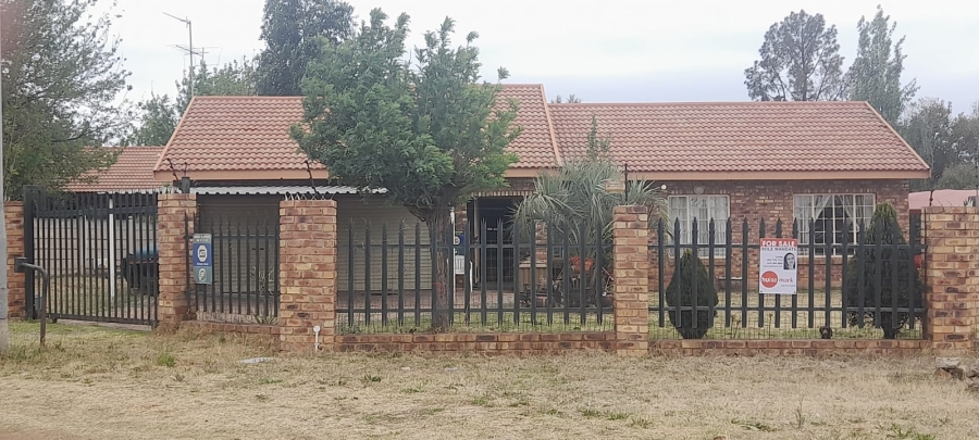 4 Bedroom Property for Sale in Riversdale Gauteng