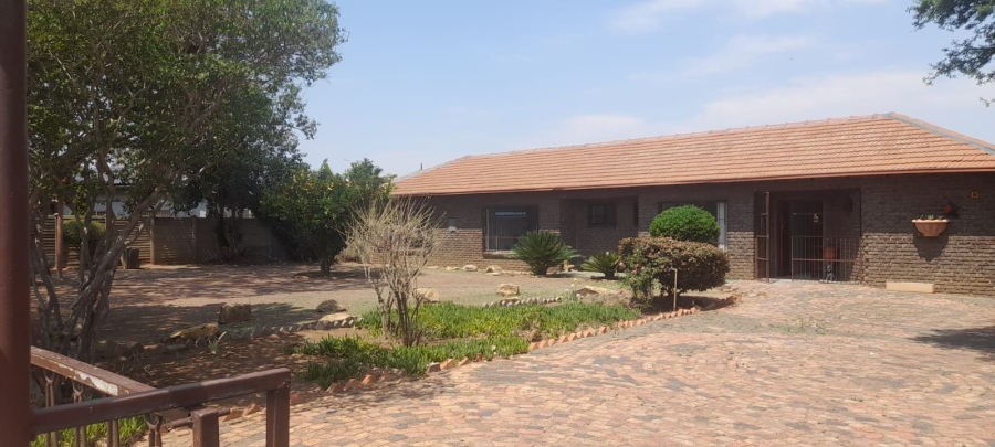 4 Bedroom Property for Sale in Riversdale Gauteng