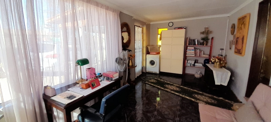 4 Bedroom Property for Sale in Riversdale Gauteng