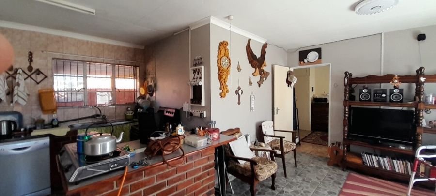 4 Bedroom Property for Sale in Riversdale Gauteng