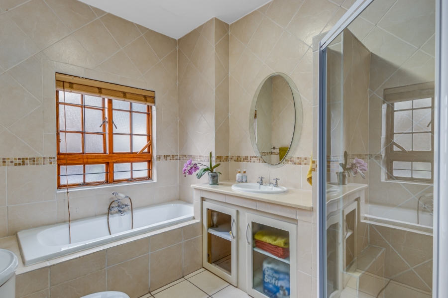 4 Bedroom Property for Sale in Craigavon Gauteng