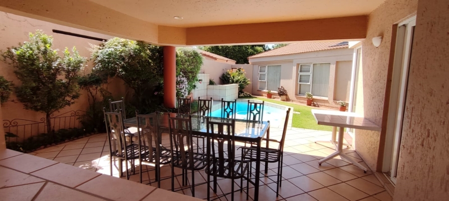 3 Bedroom Property for Sale in Monument Gauteng