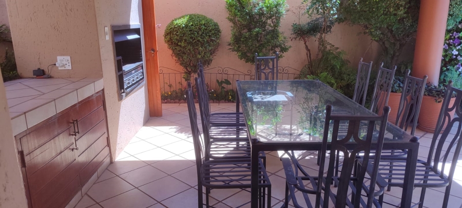 3 Bedroom Property for Sale in Monument Gauteng