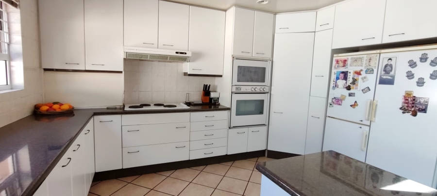3 Bedroom Property for Sale in Monument Gauteng
