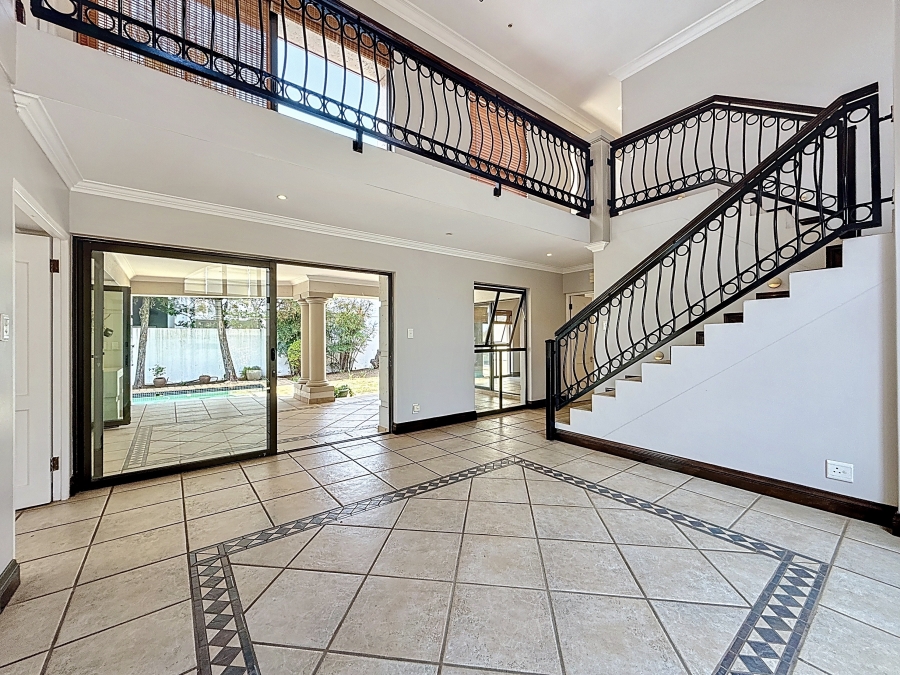 4 Bedroom Property for Sale in Silver Lakes Golf Estate Gauteng
