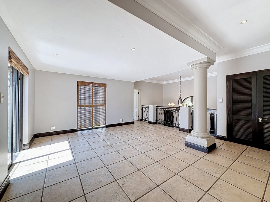 4 Bedroom Property for Sale in Silver Lakes Golf Estate Gauteng