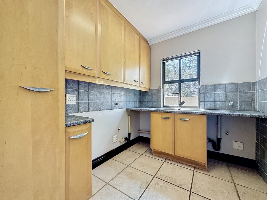 4 Bedroom Property for Sale in Silver Lakes Golf Estate Gauteng