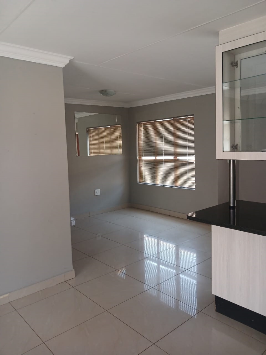 To Let 3 Bedroom Property for Rent in Amandasig Gauteng
