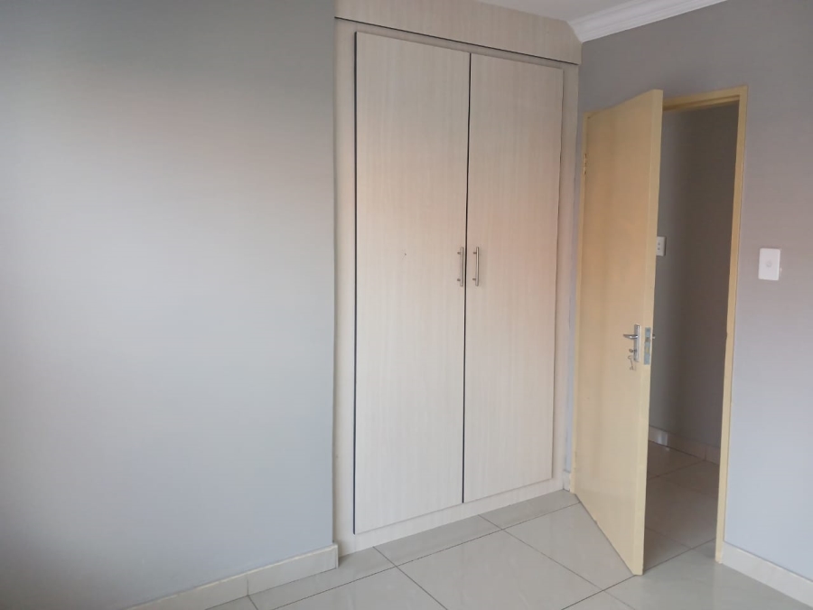 To Let 3 Bedroom Property for Rent in Amandasig Gauteng