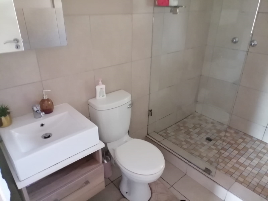 To Let 2 Bedroom Property for Rent in Montana Gauteng