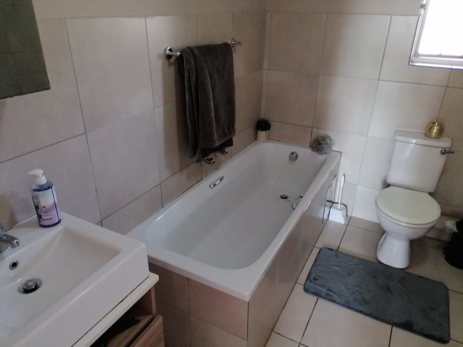 To Let 2 Bedroom Property for Rent in Montana Gauteng