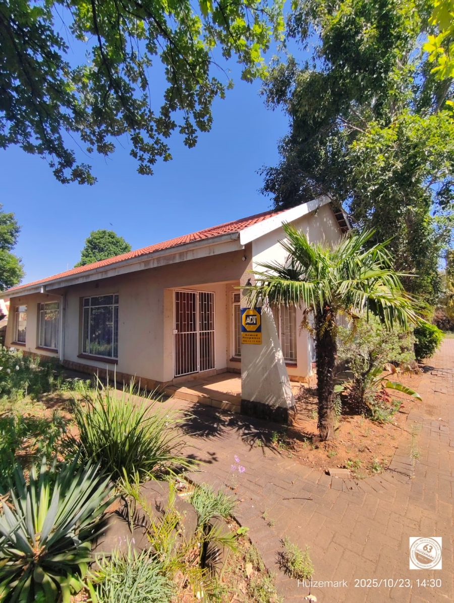 4 Bedroom Property for Sale in Vanderbijlpark SE 6 Gauteng