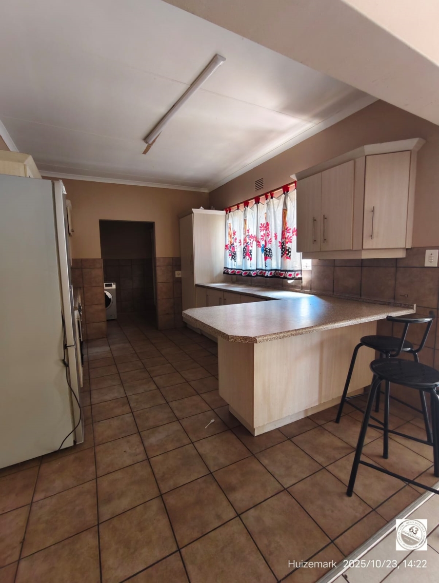 4 Bedroom Property for Sale in Vanderbijlpark SE 6 Gauteng