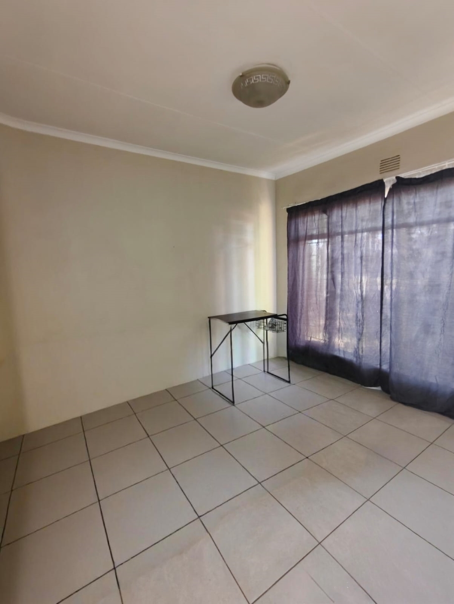 4 Bedroom Property for Sale in Vanderbijlpark SE 6 Gauteng