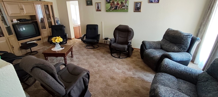 3 Bedroom Property for Sale in Rangeview Gauteng