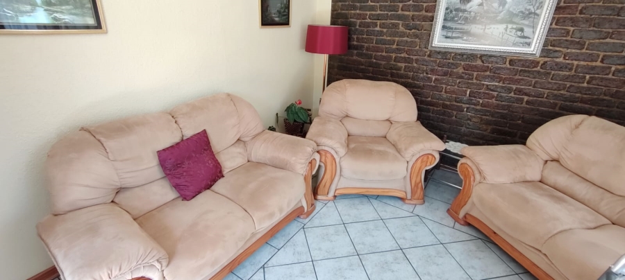 3 Bedroom Property for Sale in Rangeview Gauteng