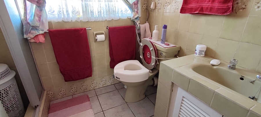 3 Bedroom Property for Sale in Rangeview Gauteng