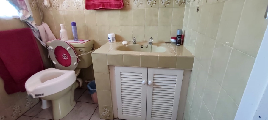 3 Bedroom Property for Sale in Rangeview Gauteng