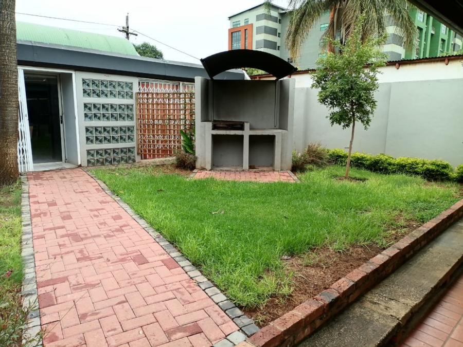 14 Bedroom Property for Sale in Hatfield Gauteng