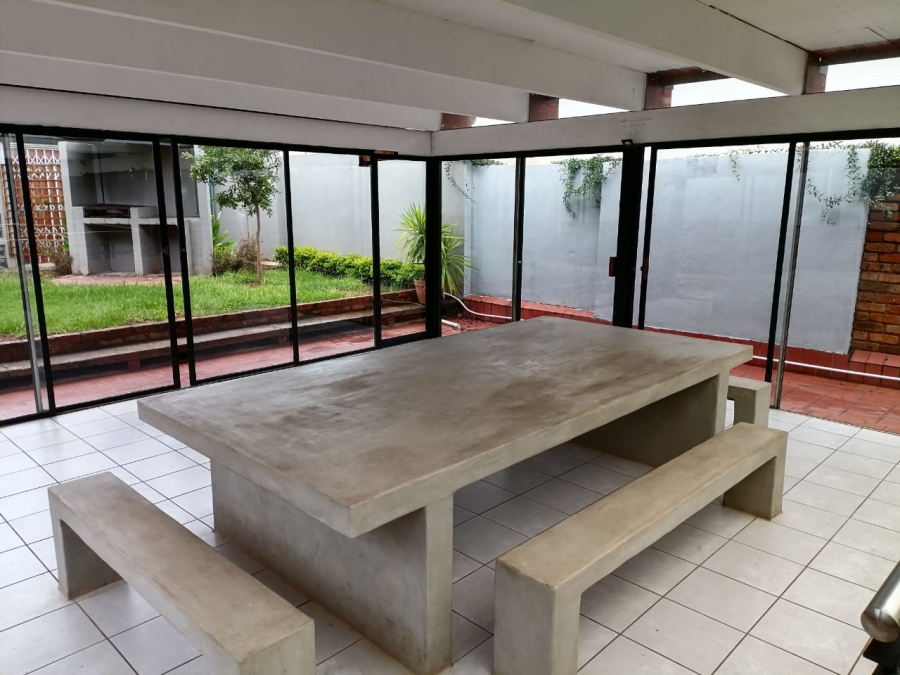14 Bedroom Property for Sale in Hatfield Gauteng