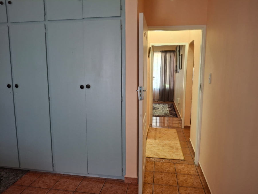 2 Bedroom Property for Sale in Greenhills Gauteng