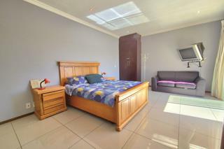 6 Bedroom Property for Sale in Parkrand Gauteng