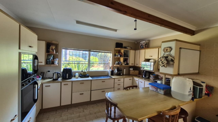 4 Bedroom Property for Sale in Hennopspark Gauteng