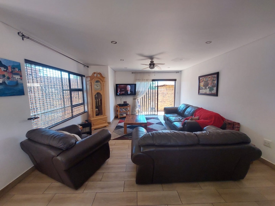 3 Bedroom Property for Sale in Noordheuwel Gauteng