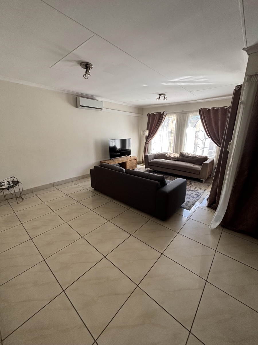 To Let 3 Bedroom Property for Rent in Equestria Gauteng