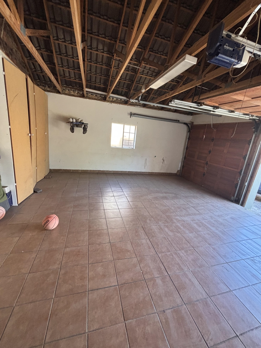 To Let 3 Bedroom Property for Rent in Equestria Gauteng